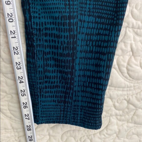 Calvin Klein Jeans Teal and Black Sz 16 Slightly Tapered Leg - Picture 9 of 10